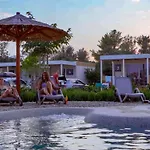 Apartamento Mobilheim Direkt Am By Interhome Ugljan
